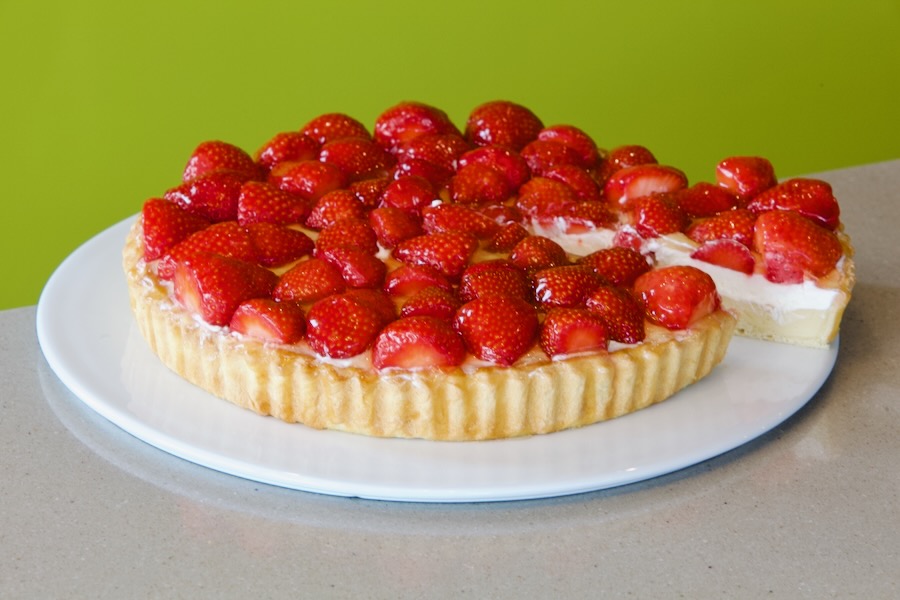 Aardbeientaart met slagroom (€29)